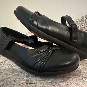 Classic Black Kids' Mary Jane Dress Shoes